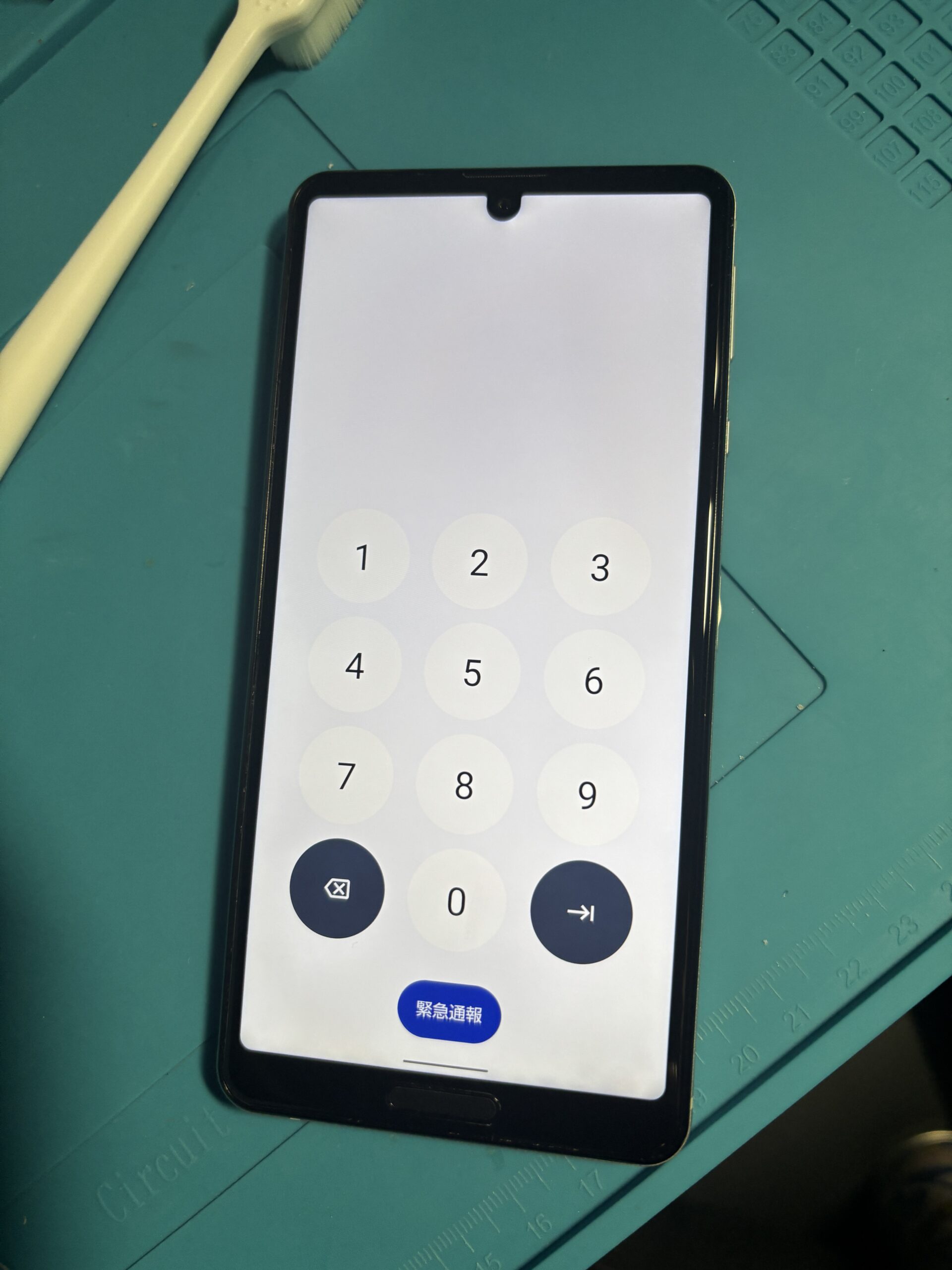 AQUOS sense4 液晶交換