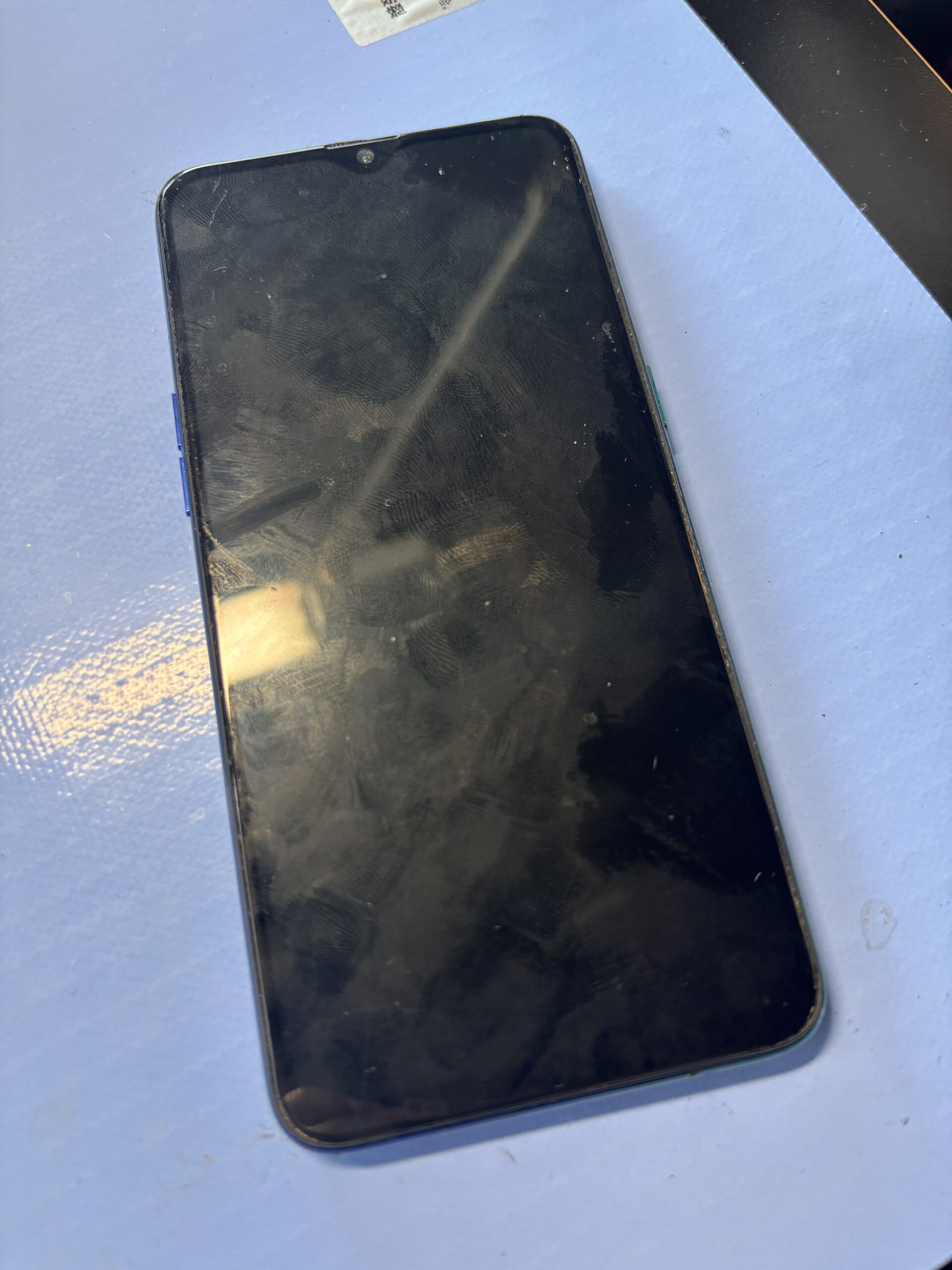 OPPO RENO A 液晶割れ