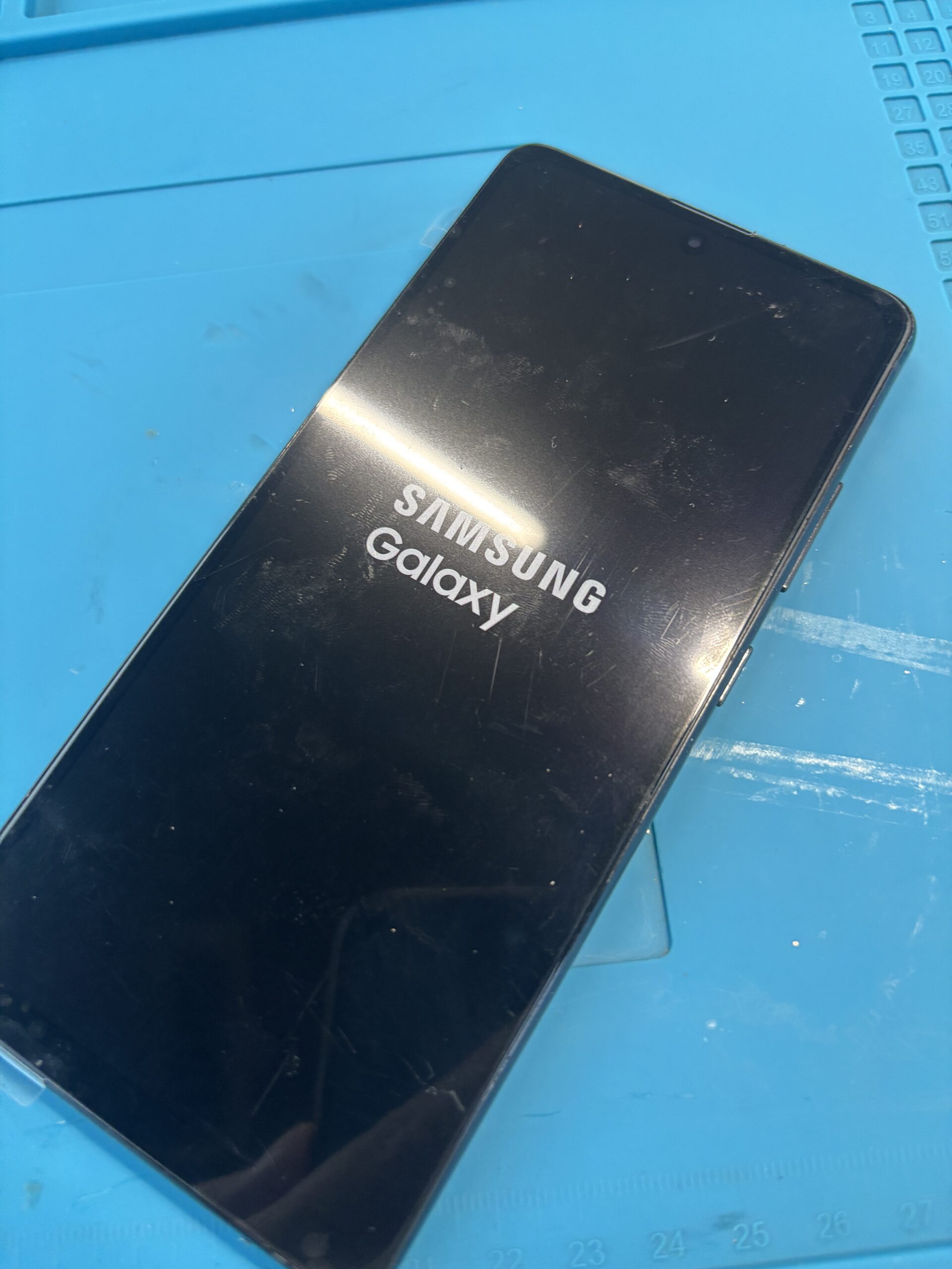 Galaxy A51 液晶交換