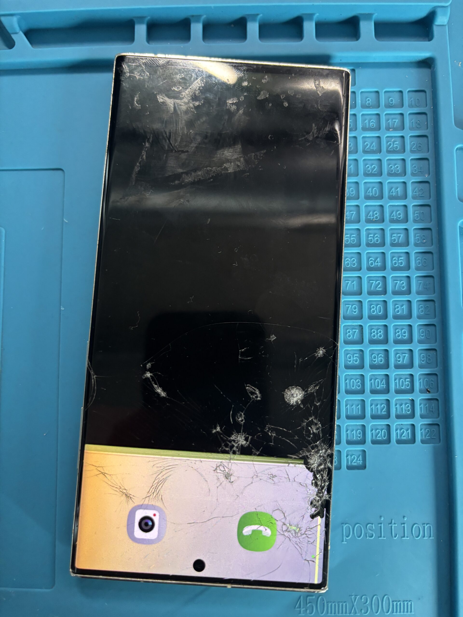 GALAXY S23 ultra 画面修理前